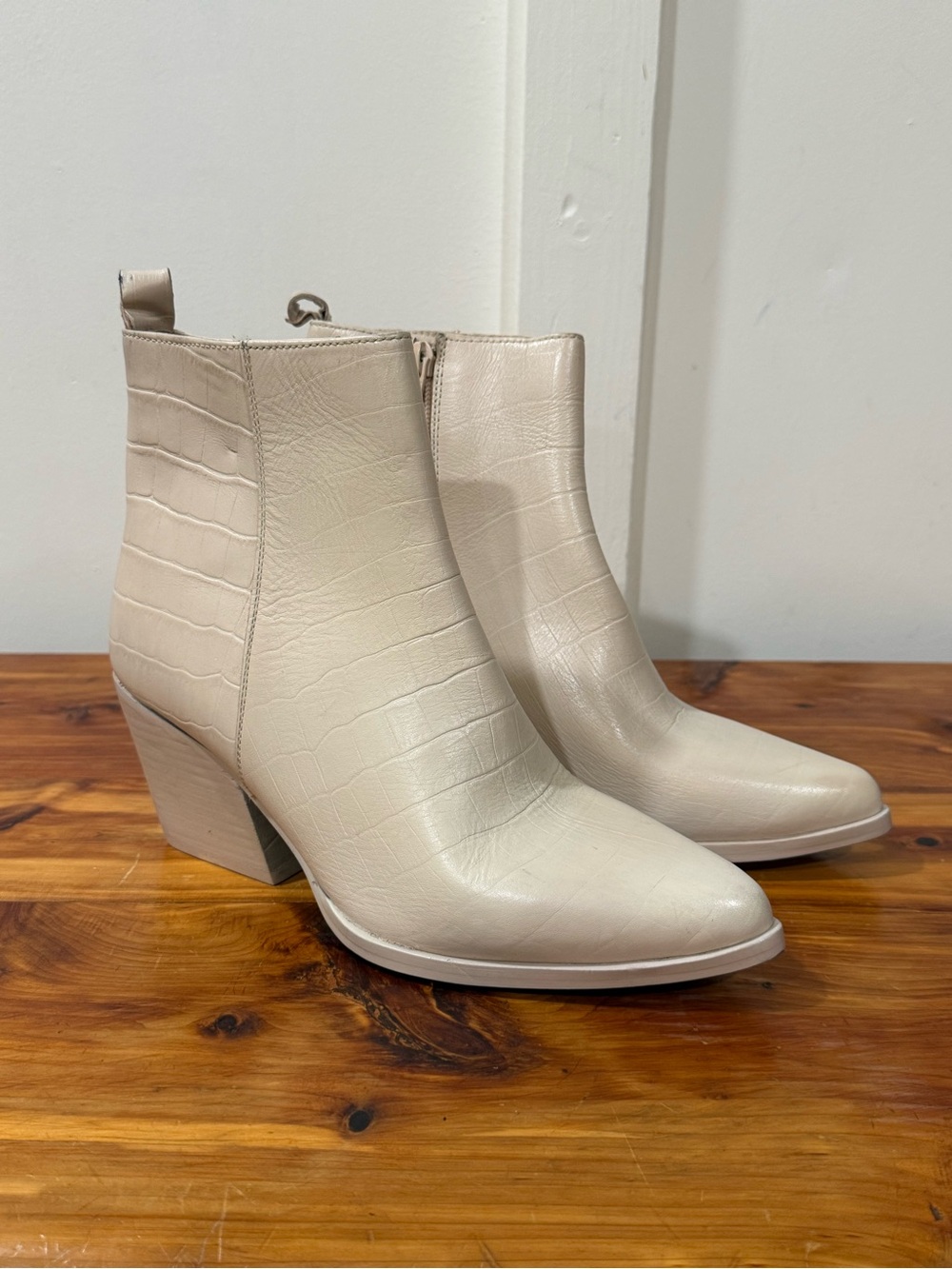 Seychelles Aboard Booties in Cream